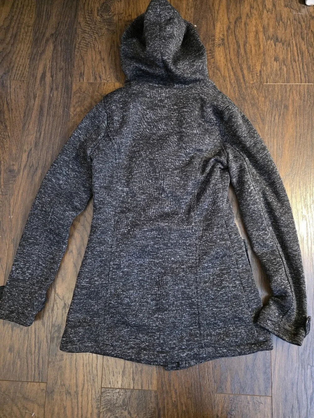 Yoki charcoal hooded